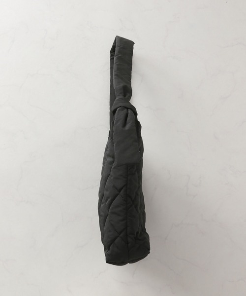 Heather(ヘザー)の「キルティングショルダーBAG 172580(ショルダーバッグ・レディース・オフホワイト/ブラック・ONE SIZE)」の7枚目の写真
