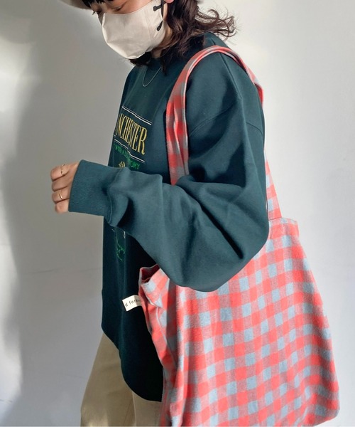 CPCM（シーピーシーエム）の「13オンス裏起毛カレッジロゴ刺繍スウェット（スウェット・メンズ・マスタード/グリーン/グレー/チャコールグレー・MEDIUM/LARGE）」の8枚目の写真