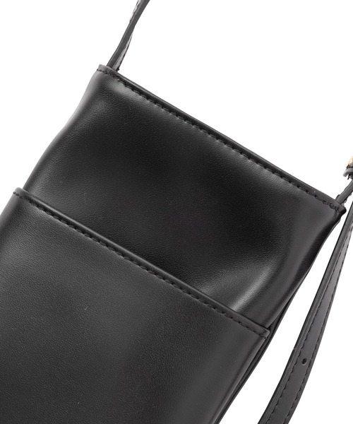 MILKFED.（ミルクフェド）の「ENGRAVED LOGO MULTI CASE（ショルダーバッグ・レディース・パープル/ゴールド/ブラック・ONE SIZE）」の6枚目の写真