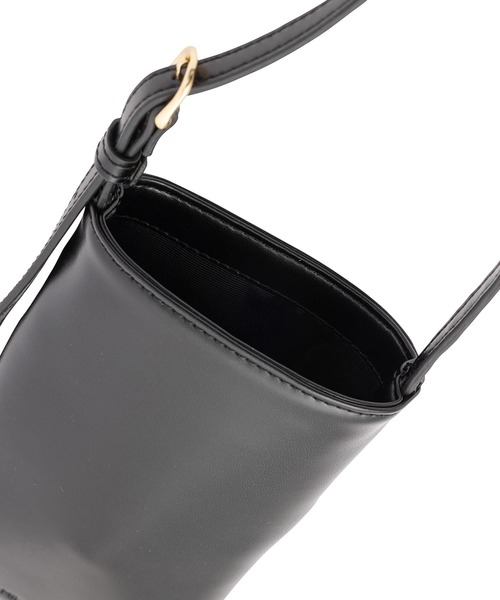 MILKFED.（ミルクフェド）の「ENGRAVED LOGO MULTI CASE（ショルダーバッグ・レディース・パープル/ゴールド/ブラック・ONE SIZE）」の12枚目の写真