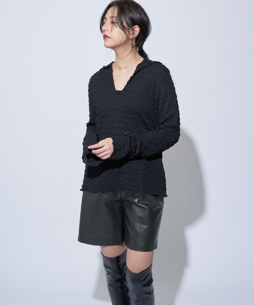 Solace（ソレイス）の「マルチウェイ ポロ/ハイネックジャガードトップス（Tシャツ/カットソー・レディース・ブラック/ナチュラル・FREE）」の6枚目の写真
