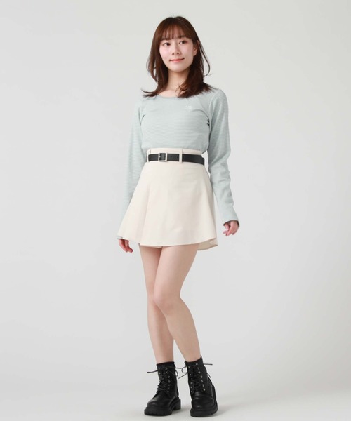 archives（アルシーヴ）の「刺繍テレコＴＯＰＳ（Tシャツ/カットソー・レディース・ホワイト×ブルー/オフホワイト/ブルー/ホワイト×ブラック/ブラック・MEDIUM）」の22枚目の写真