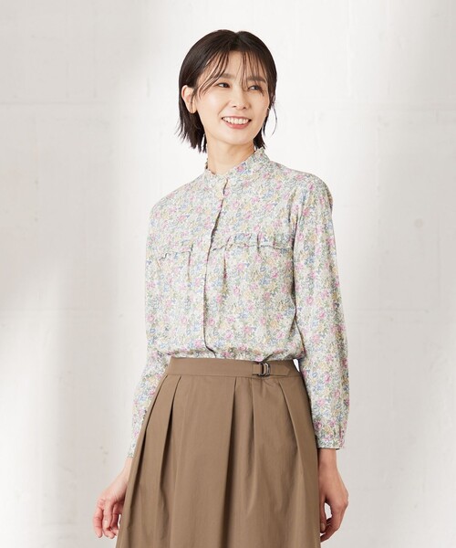 J.PRESS(ジェイプレス)の「【洗える】 LIBERTY Honeydew/Kate&Mil フリルネック ブラウス(シャツ/ブラウス・レディース・ブルー系5/ピンク系5・T13/T15)」の1枚目の写真