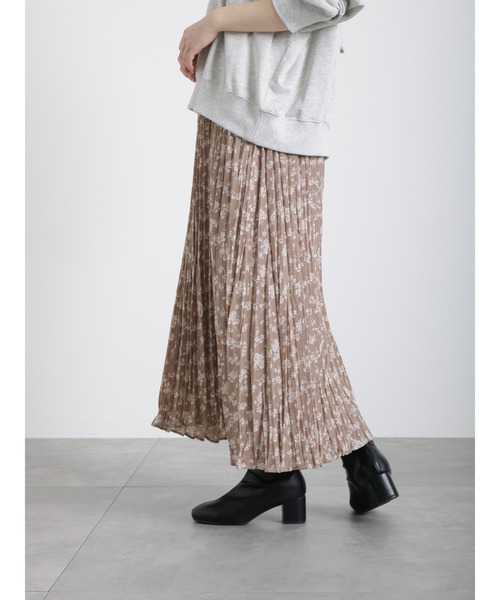 Samansa Mos2 blue（サマンサモスモスブルー）の「◎花柄アソートプリーツスカート（スカート・レディース・ブラック/グリーン/モカ・ﾌﾘ-）」の2枚目の写真