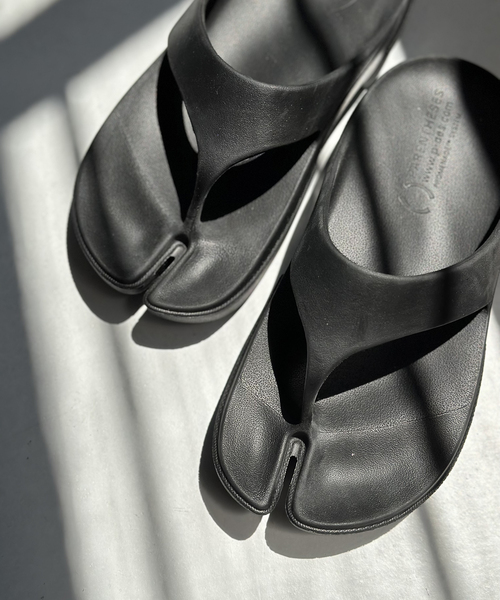 JOURNAL STANDARD（ジャーナルスタンダード）の「■■■【Paes/フェーズ】FLIPFLOP：サンダル（サンダル・レディース・ブラック/ベージュ/ピンク/アイボリー・22cm/23cm/24cm）」の7枚目の写真