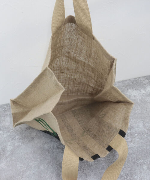 MAISON BENGAL（マイソンベンガル）の「【Maison Bengal/メゾンベンガル】別注ストライプ×CITYプリントトートバッグ（トートバッグ・レディース・ホワイト系その他/ブラック系その他・FREE）」の8枚目の写真