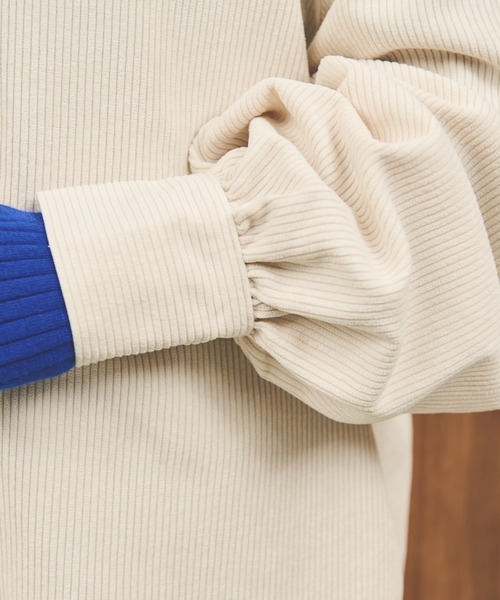 MERLOT（メルロー）の「コーデュロイビッグシャツ（シャツ/ブラウス・レディース・オレンジ/アイボリー・FREE）」の6枚目の写真