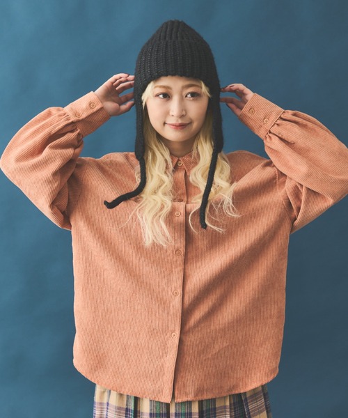 MERLOT（メルロー）の「コーデュロイビッグシャツ（シャツ/ブラウス・レディース・オレンジ/アイボリー・FREE）」の21枚目の写真