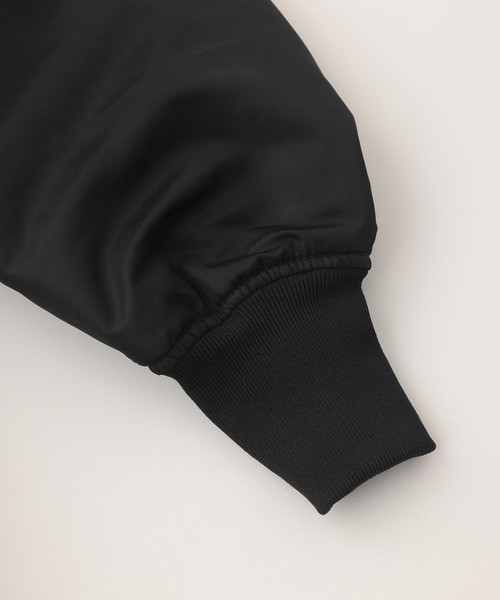 MILKFED.（ミルクフェド）の「MA-1 FLIGHT LONG JACKET（MA-1・レディース・グレー/ブラック/オリーブ・ONE SIZE）」の6枚目の写真