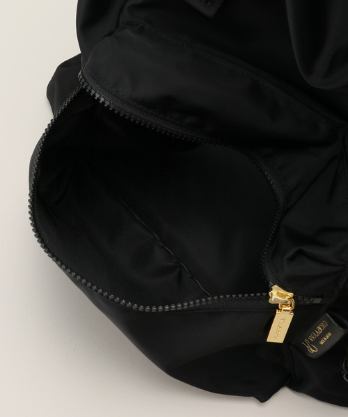 VIOLAd'ORO(ヴィオラドーロ)の「【VIOLAd’ORO/ヴィオラドーロ】 ナイロンレザー2WAYBAG(バックパック/リュック・レディース・ブラック・FREE)」の12枚目の写真