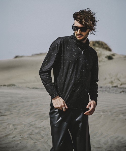 NO ID.(ノーアイディ)の「【NO ID.】Print Turtleneck Long T-Shirt / プリント タートルネック ロンT(Tシャツ/カットソー・メンズ・その他5/その他9/ブラック・1/2)」の4枚目の写真