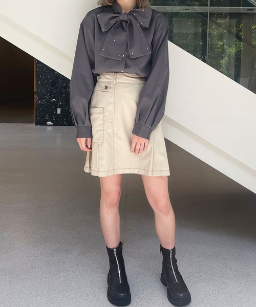 179/WG（イチナナキュウダブルジー）の「アシンメトリープリーツ ミニスカート（スカート・レディース・ブルー/ベージュ/ブラック・FREE）」の21枚目の写真