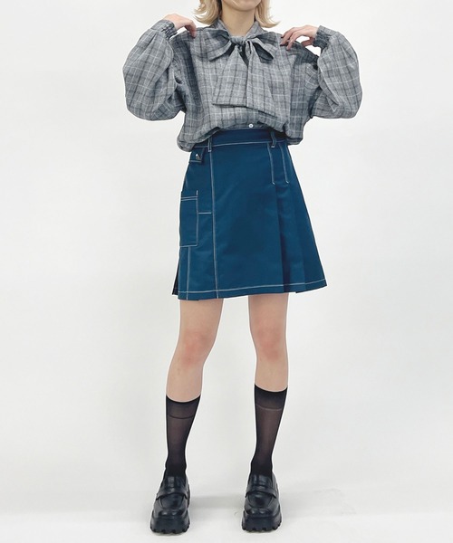 179/WG（イチナナキュウダブルジー）の「アシンメトリープリーツ ミニスカート（スカート・レディース・ブルー/ベージュ/ブラック・FREE）」の22枚目の写真