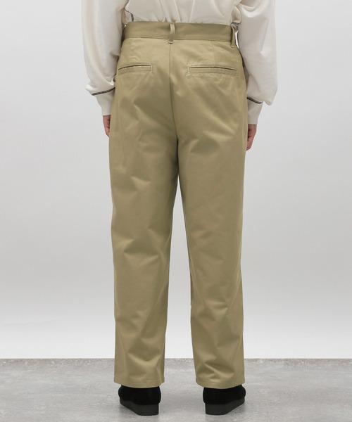 LAKOLE（ラコレ）の「チノタックワイドパンツ / 970381（チノパンツ・メンズ・ベージュ/ブラウン/ダークブルー・MEDIUM/SMALL/LARGE）」の8枚目の写真