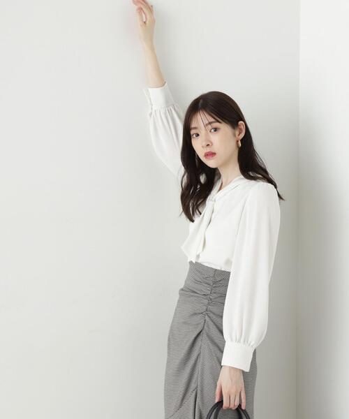 PROPORTION BODY DRESSING（プロポーションボディドレッシング）の「オータムパールボウタイブラウス / 1213210911（シャツ/ブラウス・レディース・ホワイト系その他/ダークグレー/グレー・SMALL/MEDIUM）」の18枚目の写真