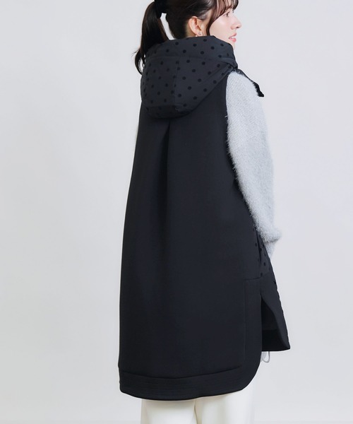 PICCIN PERLA（ピッチンペルラ）の「ダンボール切り替えフロッキードットロングダウンベスト（ダウンベスト・レディース・ブラック・S/M）」の18枚目の写真