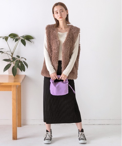 ad thie(アドティエ)の「スクエアネック リブニットトップス(ニット/セーター・レディース・ライトグリーン/ブラウン/オフホワイト/パープル/マスタード/ベージュ/オレンジ/カーキ/ブラック・FREE)」の12枚目の写真