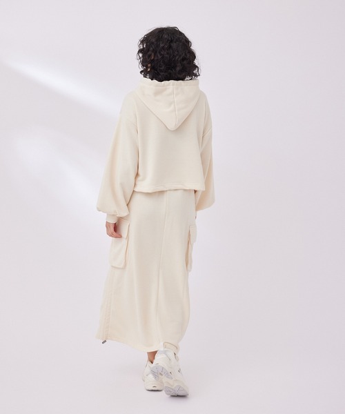 NERGY（ナージー）の「【UV＆吸水速乾】ワイドフードスウェットトップス（パーカー・レディース・キナリ/ブラック/ピンク・FREE）」の21枚目の写真