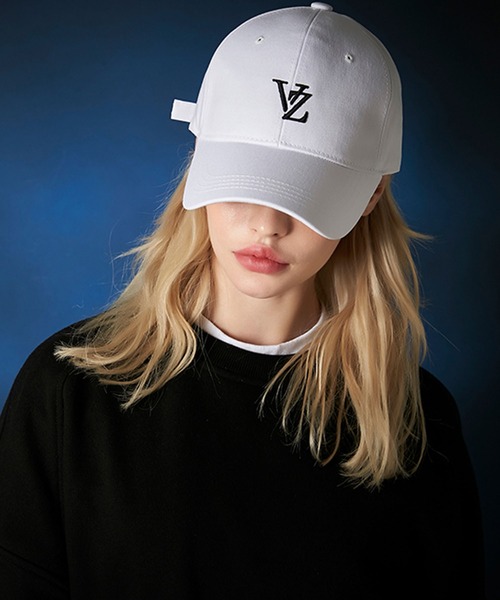 VARZAR（バザール）の「【VARZAR/バザール】3D Monogram logo over fit ball cap/3Dモノグラムロゴオーバーフィットボールキャップ（キャップ・レディース・ネイビー/ベージュ/ホワイト/ブラック・FREE）」の5枚目の写真