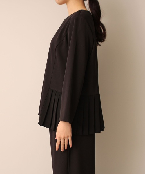 fleur by mint breeze(フルールバイミントブリーズ)の「【WEB限定サイズあり】【L~6L 大きいサイズ】【セットアップ】 サテン プリーツ ヘム ブラウス(シャツ/ブラウス・レディース・ブラック/ネイビー・LL/3L/4L/5L/6L/L)」の9枚目の写真
