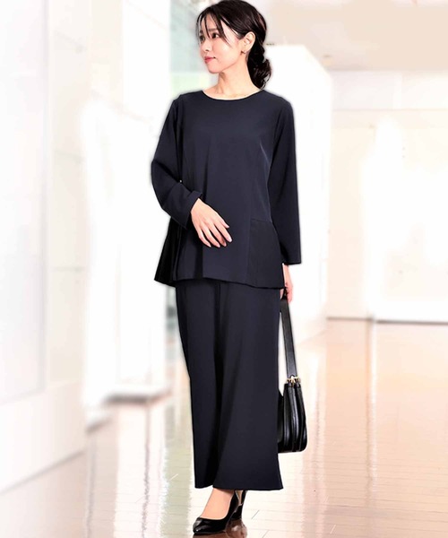 fleur by mint breeze(フルールバイミントブリーズ)の「【WEB限定サイズあり】【L~6L 大きいサイズ】【セットアップ】 サテン プリーツ ヘム ブラウス(シャツ/ブラウス・レディース・ブラック/ネイビー・LL/3L/4L/5L/6L/L)」の17枚目の写真
