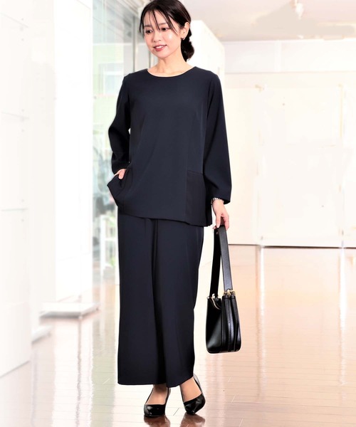 fleur by mint breeze(フルールバイミントブリーズ)の「【WEB限定サイズあり】【L~6L 大きいサイズ】【セットアップ】 サテン プリーツ ヘム ブラウス(シャツ/ブラウス・レディース・ブラック/ネイビー・LL/3L/4L/5L/6L/L)」の13枚目の写真