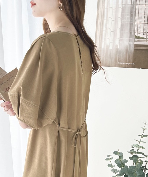 ナチュラル感が魅力。前後2way配色ステッチランタンスリーブワンピース