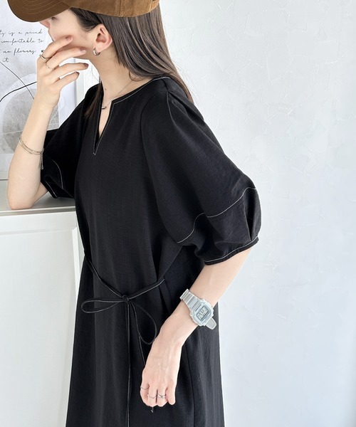 classicalelf（クラシカルエルフ）の「自然体で1枚さらり。夏 使える 前後2way 配色ステッチランタンスリーブワンピース（ワンピース・レディース・ベージュ/モカ/ネイビー/ブラック・LARGE/MEDIUM/SMALL/X-LARGE）」の18枚目の写真