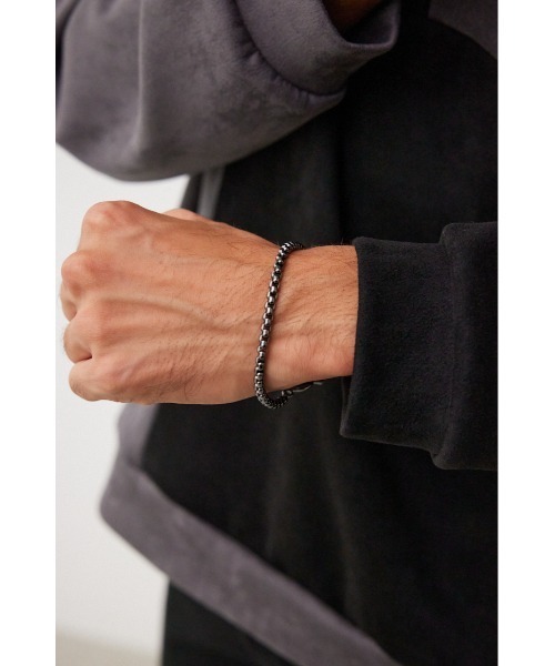 AZUL by moussy（アズールバイマウジー）の「ベネチアンチェーンブレスレット（ブレスレット・メンズ・ブラック/シルバー/ゴールド・FREE）」の4枚目の写真