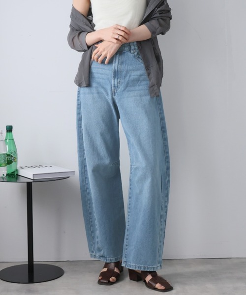 Girly Doll（ガーリードール）の「カーブラインパンツ（デニムパンツ・レディース・ブラック/インディゴブルー/サックスブルー/ブルー・F/M/L）」の3枚目の写真