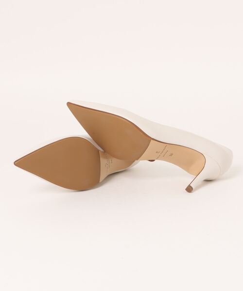 FABIO RUSCONI（ファビオルスコーニ）の「【FABIO RUSCONI】ポインテッドトウプレーンパンプス(F41103)（パンプス・レディース・ブラック/ベージュ系その他/アイボリー/ホワイト系その他/ブラック系その他/ベージュ系その他2・38/37/36/35/39）」の15枚目の写真