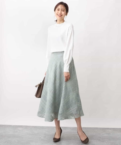 OFUON le MK（オフオンルエムケー）の「シアーチェック柄フレアースカート（スカート・レディース・ブルー/ブラック/ミント・38/36/40）」の14枚目の写真