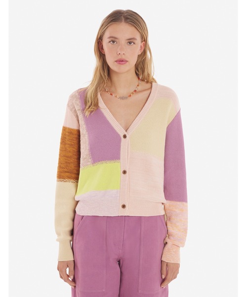 Maison Kitsune（メゾンキツネ）の「PATCHWORK CROPPED CARDIGAN