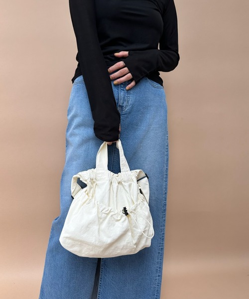 y/m(イム)の「ドロストナイロン2WayBAG(ショルダーバッグ・レディース・ブラック/ブルー/アイボリー・FREE)」の7枚目の写真