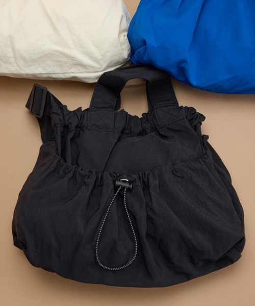 y/m(イム)の「ドロストナイロン2WayBAG(ショルダーバッグ・レディース・ブラック/ブルー/アイボリー・FREE)」の21枚目の写真