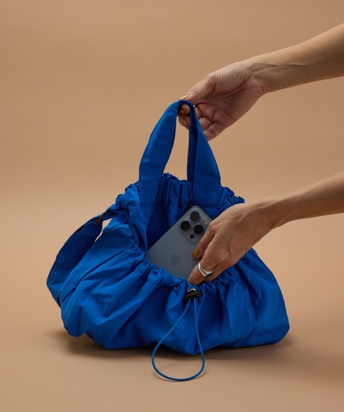 y/m(イム)の「ドロストナイロン2WayBAG(ショルダーバッグ・レディース・ブラック/ブルー/アイボリー・FREE)」の18枚目の写真