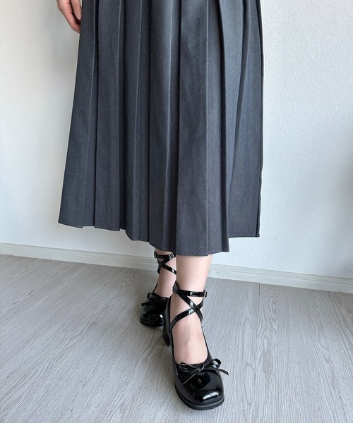Silly（シリー）の「【トレンドアイテム！】ブロックヒールリボンパンプス（パンプス・レディース・ブラック・SMALL/MEDIUM/LARGE）」の15枚目の写真