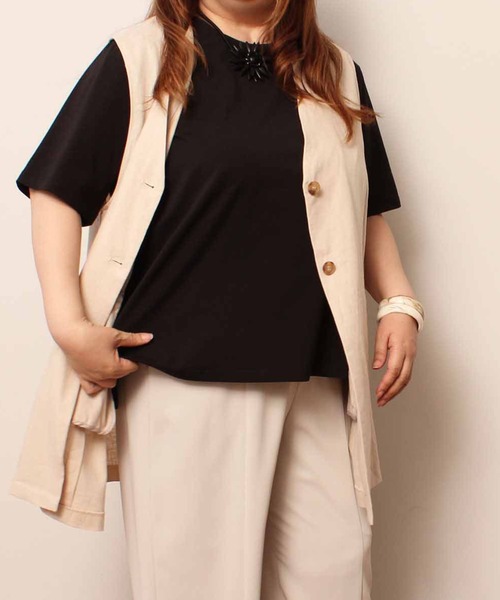 MB mint breeze(エムビーミントブリーズ)の「【L~5L 大きいサイズ】汗染み防止加工 半袖 Tシャツ カットソー 無地(Tシャツ/カットソー・レディース・ブラック/ブルー/キャメル・LL/3L/4L/5L/L)」の2枚目の写真