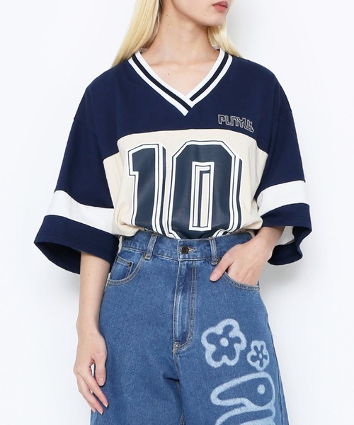 PUNYUS（プニュズ）の「ナンバリングユニフォームＴ（Tシャツ/カットソー・レディース・ブラウン/ピンク/ネイビー・4/3）」の8枚目の写真