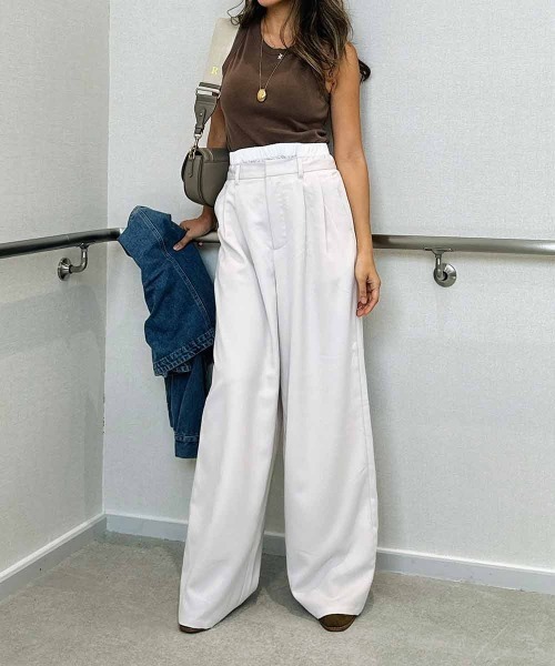 esutoreja(エストレジャ)の「デザインワイドスラックス(スラックス・レディース・グレー/ブラック/アイボリー・FREE)」の7枚目の写真