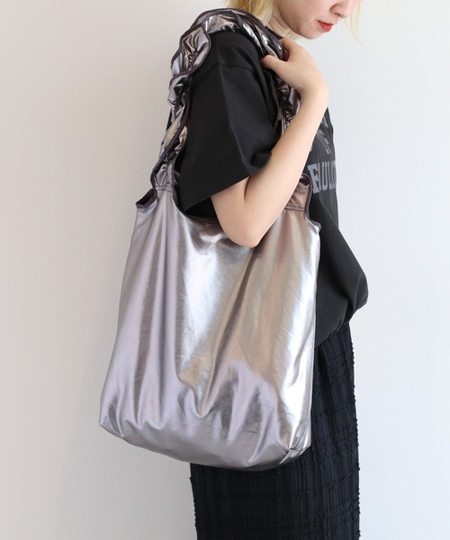 cepo(セポ)の「メタリックフリルバッグ(トートバッグ・レディース・シルバー/シルバー系その他・FREE)」の8枚目の写真