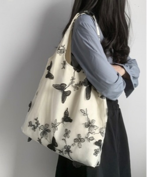 Burner（バーナー）の「【OKUOKU　0909】デザイン　トートバッグ　 oku-bag-681813207432-15（トートバッグ・レディース・ホワイト系その他/ホワイト系その他3/ブラック系その他/ダークブラック/ホワイト系その他2/アイボリー/ブラック・FREE）」の13枚目の写真