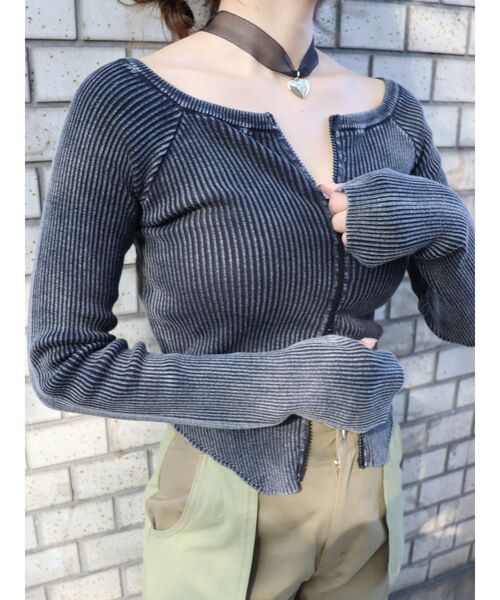 EVRIS(エヴリス)の「ピグメントジップオフショルニットトップス(ニット/セーター・レディース・ネイビー/ベージュ/ブラック/オレンジ・FREE)」の19枚目の写真