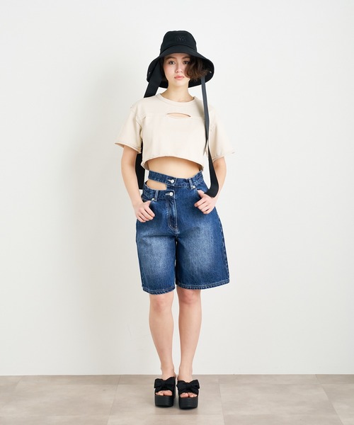 【セール】ANNA SUI NYC ウエストスラッシュ ハーフデニムパンツ（デニムパンツ）｜ANNA SUI NYC（アナ スイ エヌ ワイ シー）