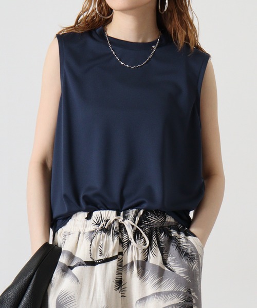 atONE（アットワン）の「atONE ノースリーブTシャツ（ポリジン加工）（Tシャツ/カットソー・レディース・カーキ/ブラック/チャコールグレー/ネイビー/ホワイト・L/M/XL）」の8枚目の写真