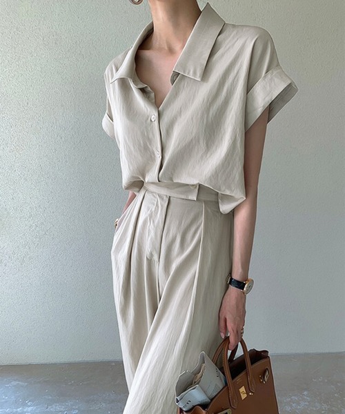 Doula Doula（ドゥーラドゥーラ）の「セットアップ フレンチスリーブシャツ&タックパンツ 2点セット（セットアップ・レディース・ベージュ/ネイビー・FREE）」の5枚目の写真