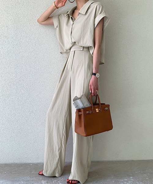 Doula Doula（ドゥーラドゥーラ）の「セットアップ フレンチスリーブシャツ&タックパンツ 2点セット（セットアップ・レディース・ベージュ/ネイビー・FREE）」の12枚目の写真