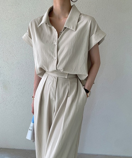 Doula Doula（ドゥーラドゥーラ）の「セットアップ フレンチスリーブシャツ&タックパンツ 2点セット（セットアップ・レディース・ベージュ/ネイビー・FREE）」の14枚目の写真