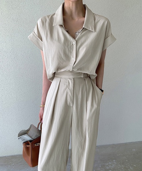 Doula Doula（ドゥーラドゥーラ）の「セットアップ フレンチスリーブシャツ&タックパンツ 2点セット（セットアップ・レディース・ベージュ/ネイビー・FREE）」の16枚目の写真