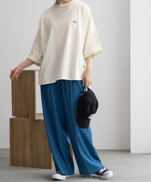 Dickies(ディッキーズ)の「Dickies ディッキーズ ワンポイント刺繍ロールアップTシャツ(Tシャツ/カットソー・レディース・アイボリー/ブラック/オレンジ/グリーン・フリー)」の19枚目の写真